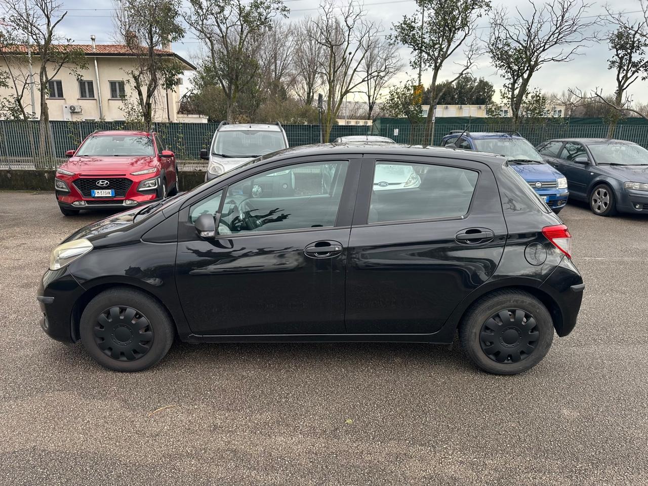 Toyota Yaris 1.0 5p. Active - 2012 - 99.000km Neop.