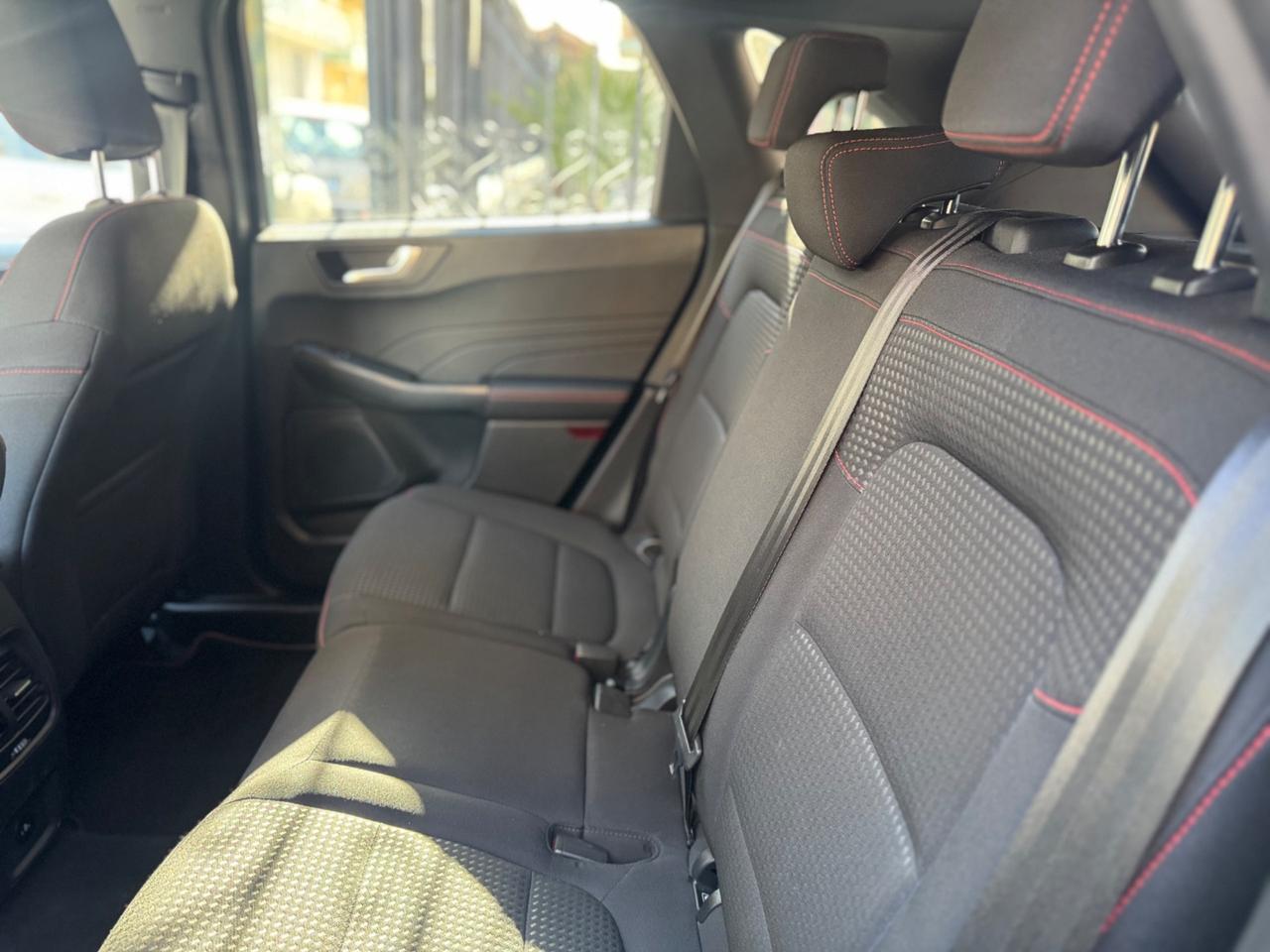 Ford Kuga 2.5 Full Hybrid CVT AWD ST-Line