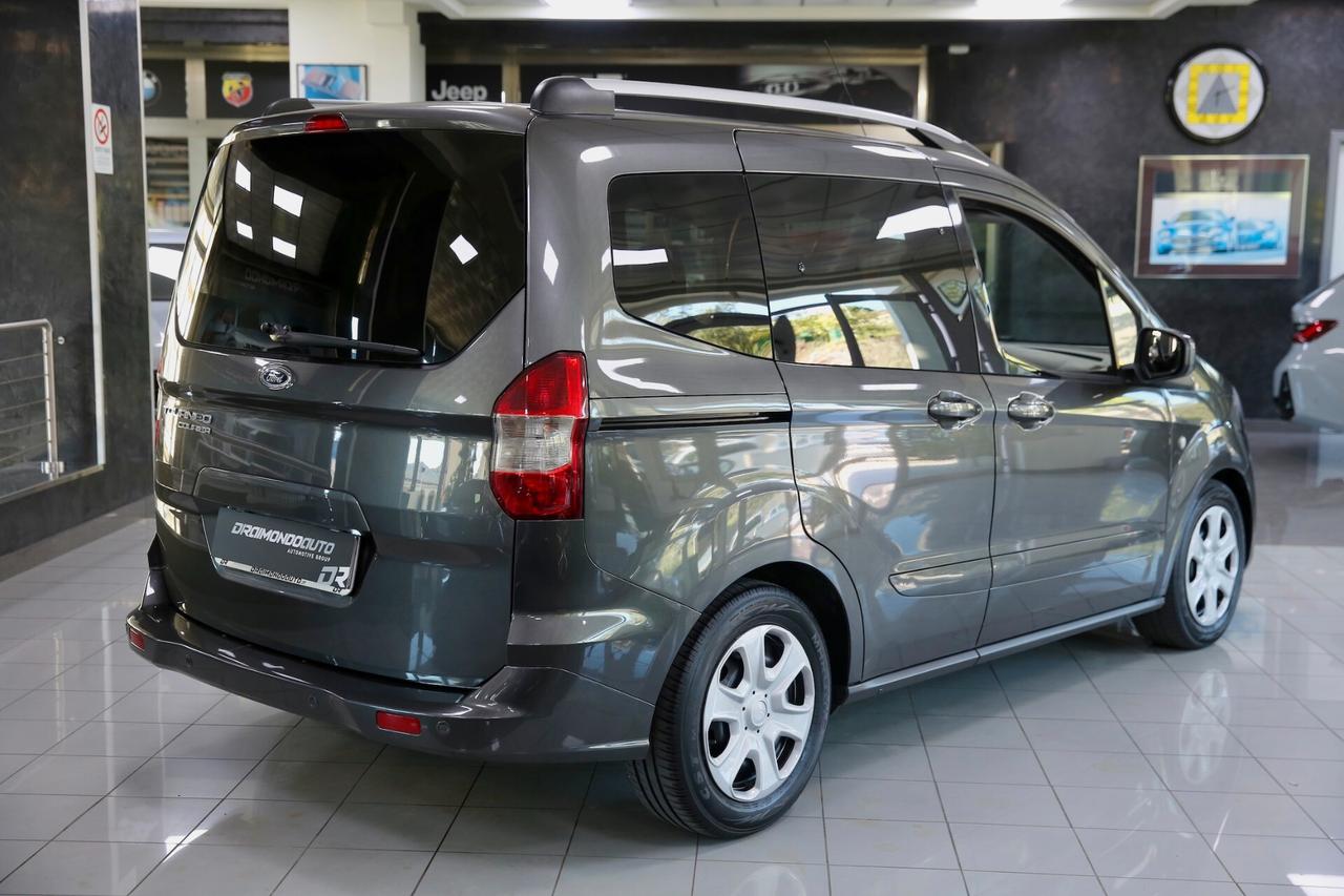 Ford Tourneo Courier 1.5 TDCI 100 cv Plus