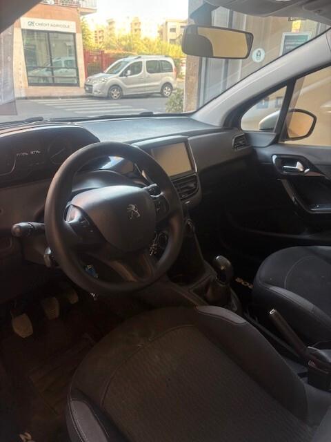Peugeot 208 BlueHDi 75 5 porte Allure