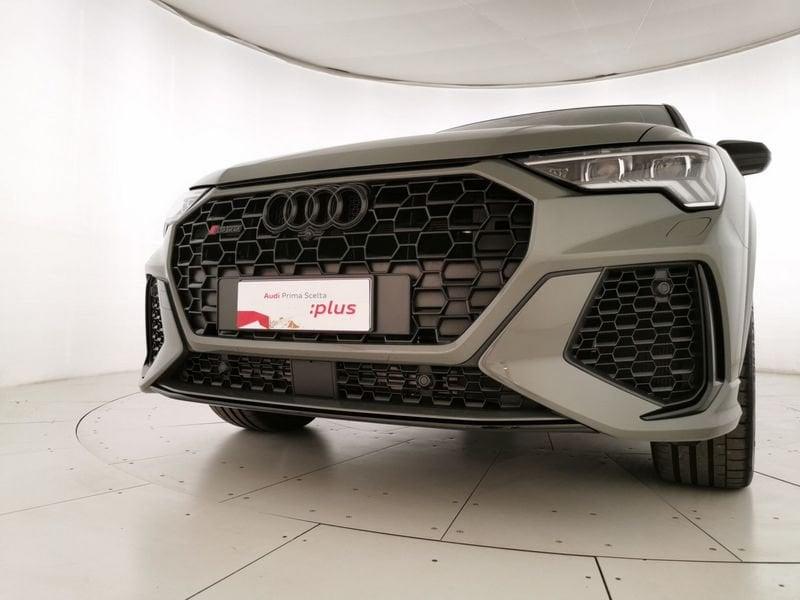 Audi Q3 RS 2.5 quattro s-tronic