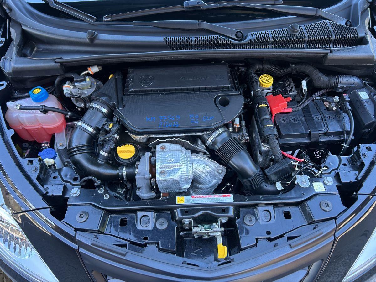 LANCIA - Ypsilon S - 1.3 MJT 95 CV 5p. S&S MOMO DESIGN