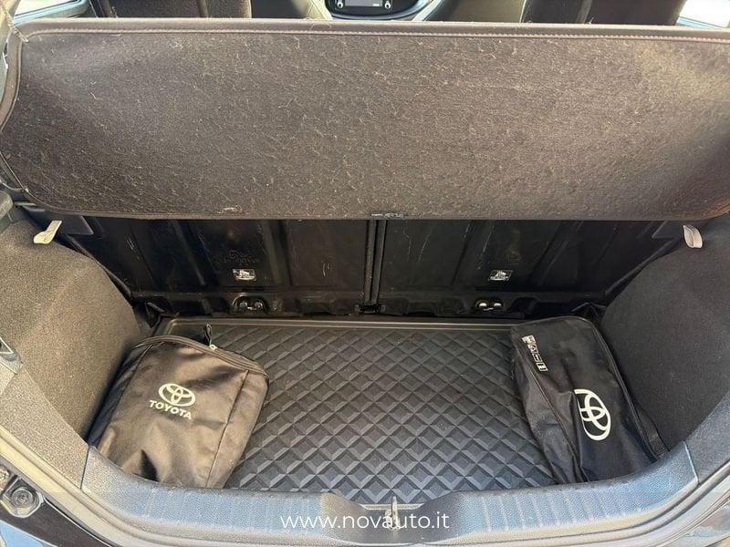 Toyota Aygo X 1.0B (72 CV) Active S-CVT