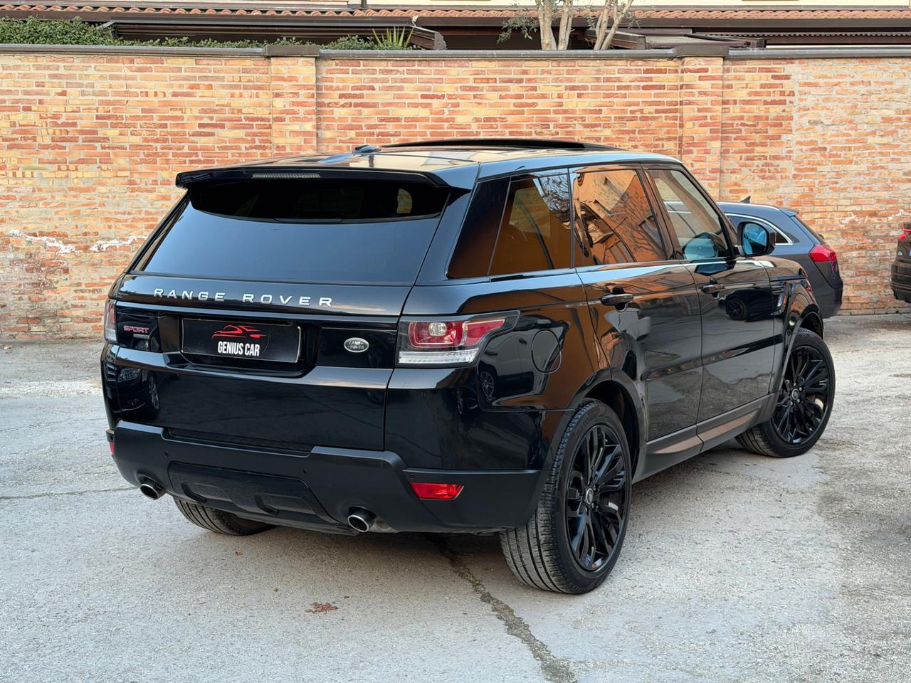 Land Rover Range Sport 3.0 TDV6 HSE Dynamic