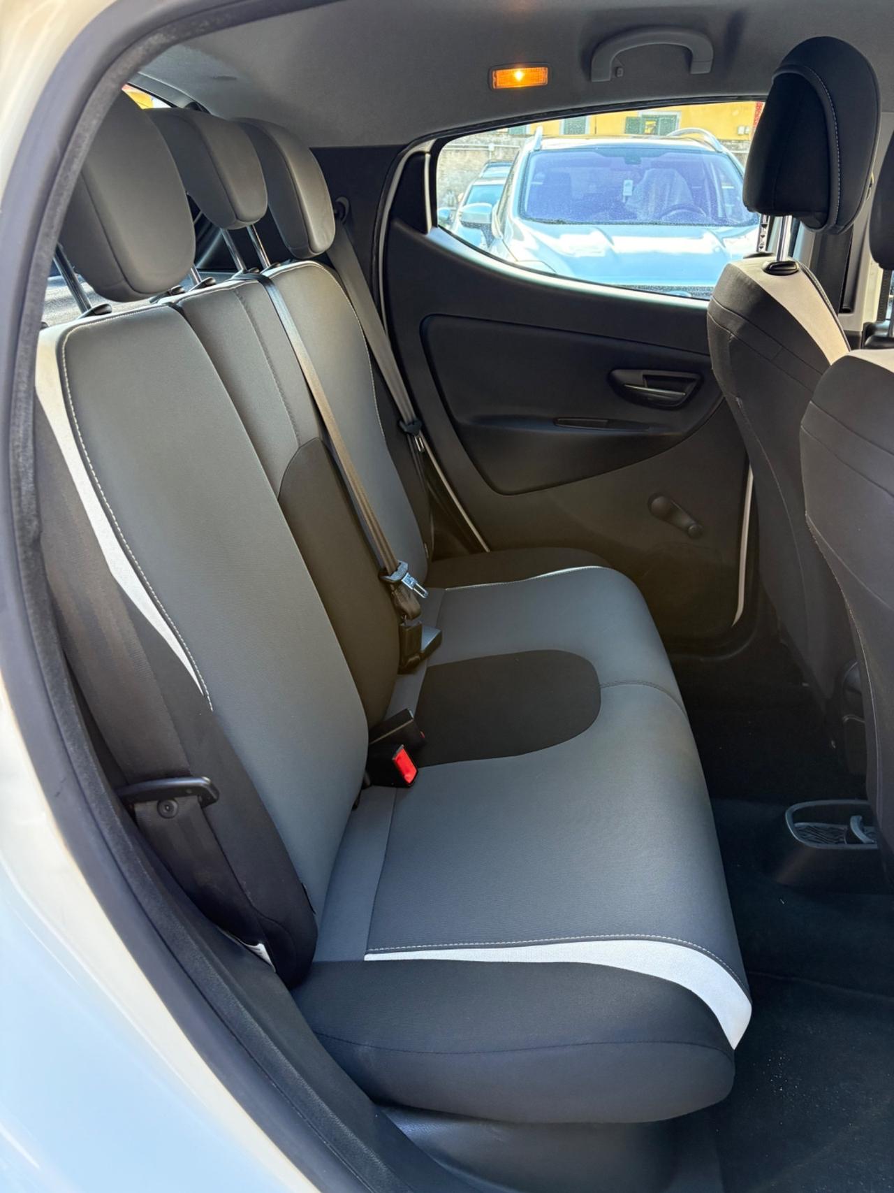 Lancia Ypsilon 1.2 GPL magnifiche condizioni