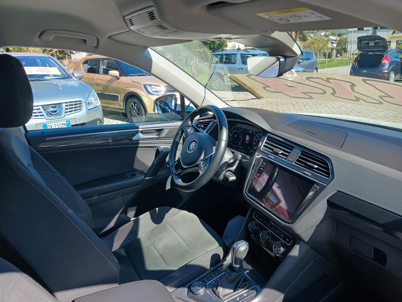 Volkswagen Tiguan 2.0 TDI SCR DSG 4MOTION Sport BMT