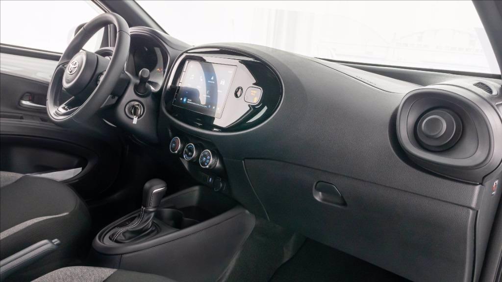 TOYOTA Aygo X 1.0 Active 72cv s-cvt del 2025