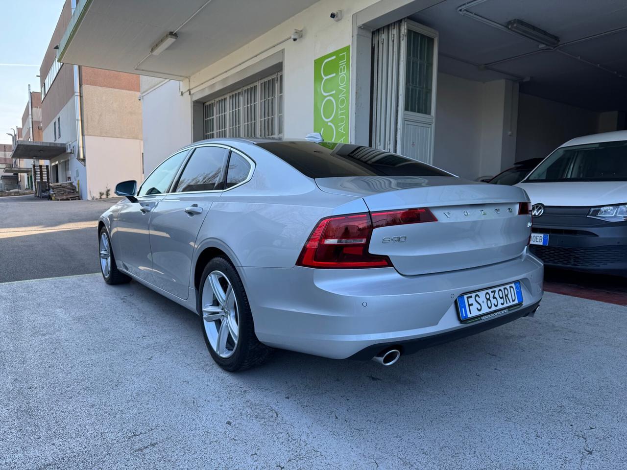 Volvo S90 2.0 d4 Business+ AUTO GARANZIA 24 MESI