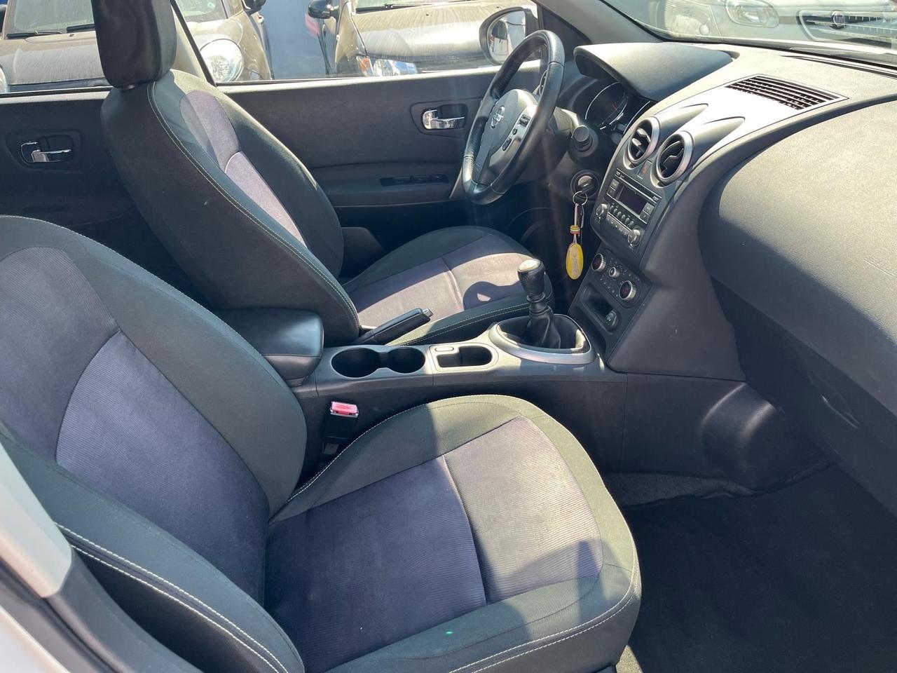 Nissan qashqai 1.5 dci -7 Posti -Tekna-11/2012