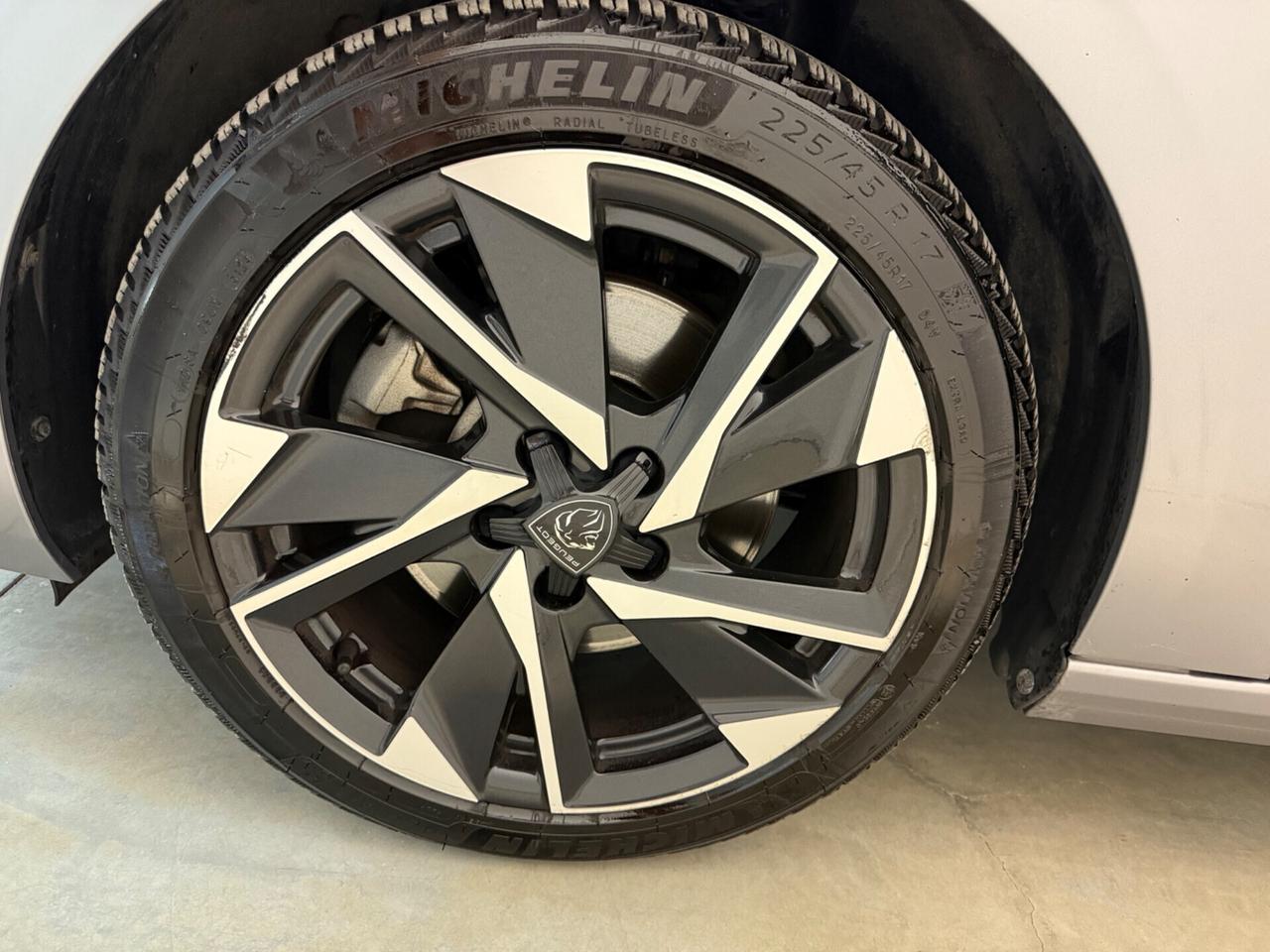 Peugeot 308 BlueHDi 130 S&S EAT8 SW Allure Pack