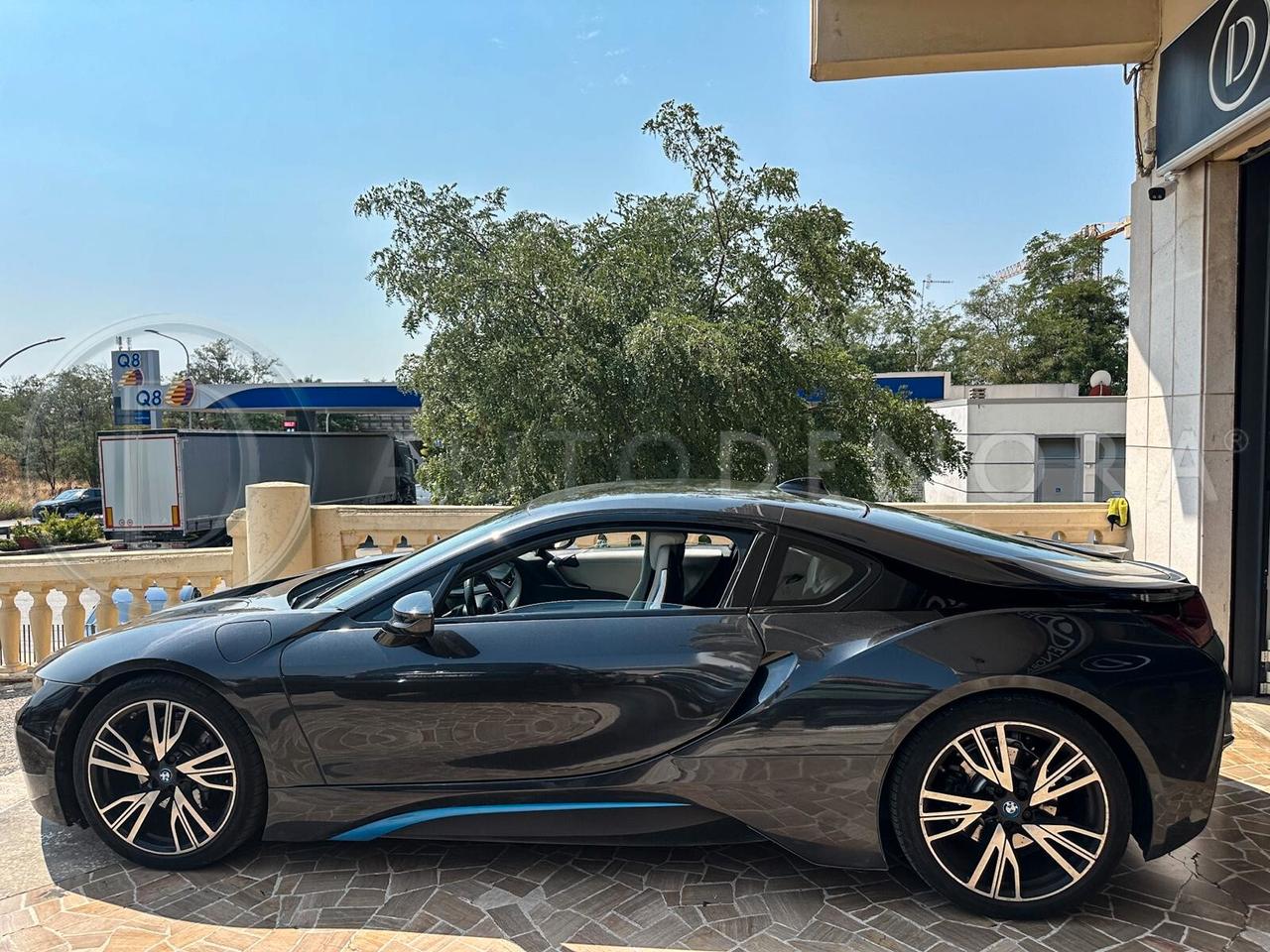 Bmw i8#HYBRID#AUTO#CARBONIO#LED#PELLE#NAVI#CAM