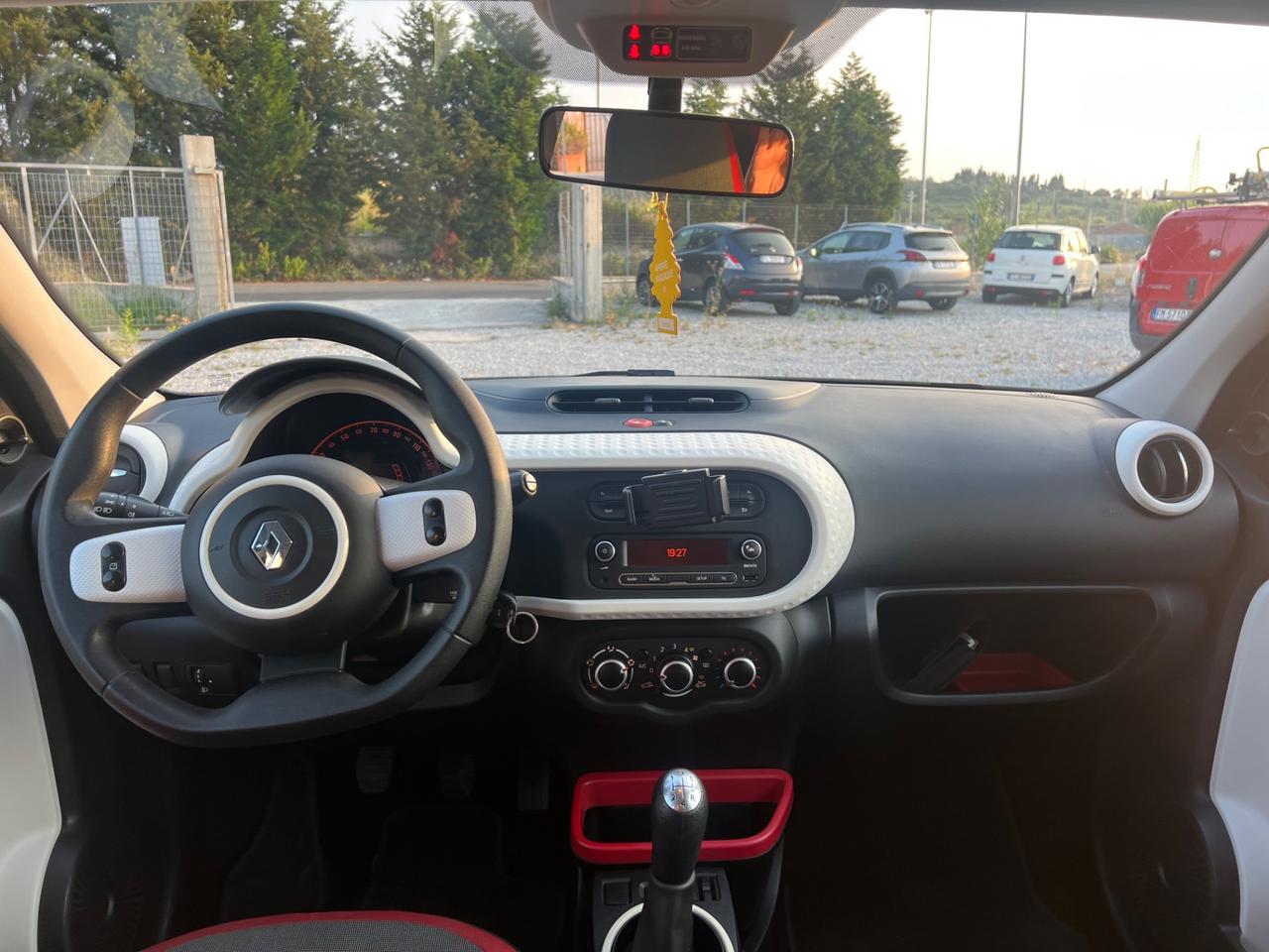 Renault Twingo Intens 1.0 71CV Neopatentati