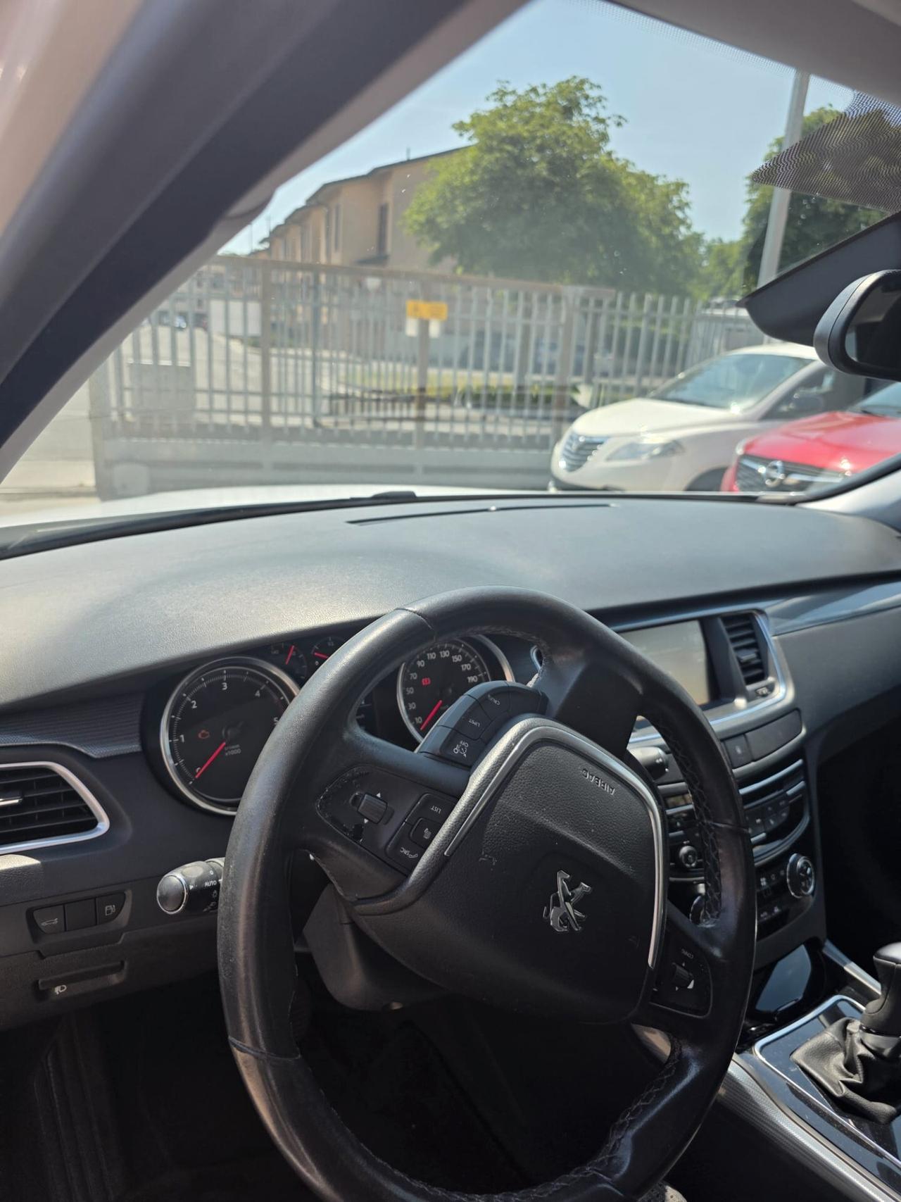 Peugeot 508 1.6 e-HDi 115CV ETG6 S&S SW Ciel Business Mix