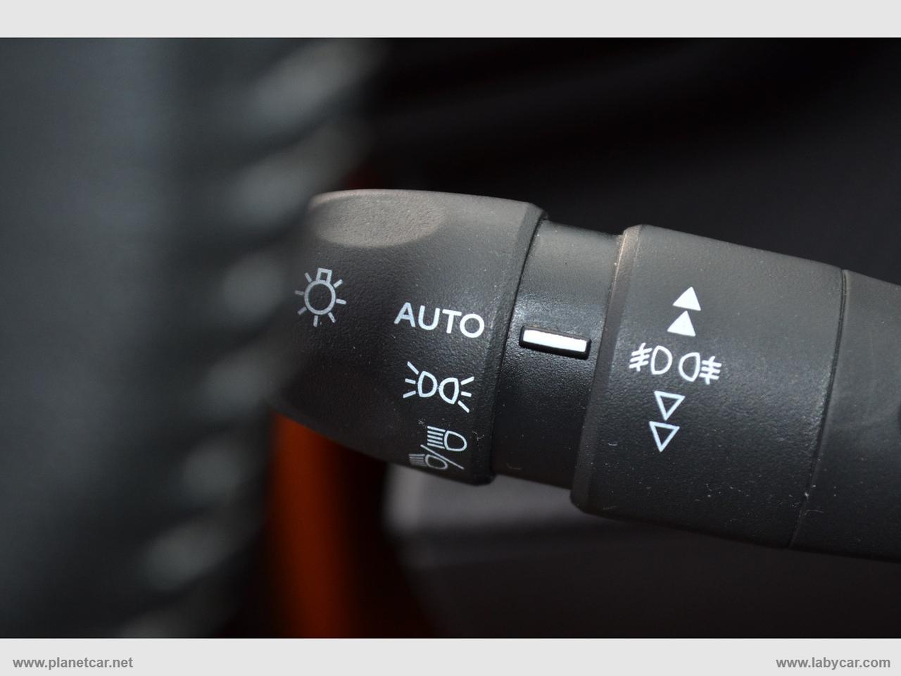 PEUGEOT 2008 BlueHDi 110 S&S Allure Pack
