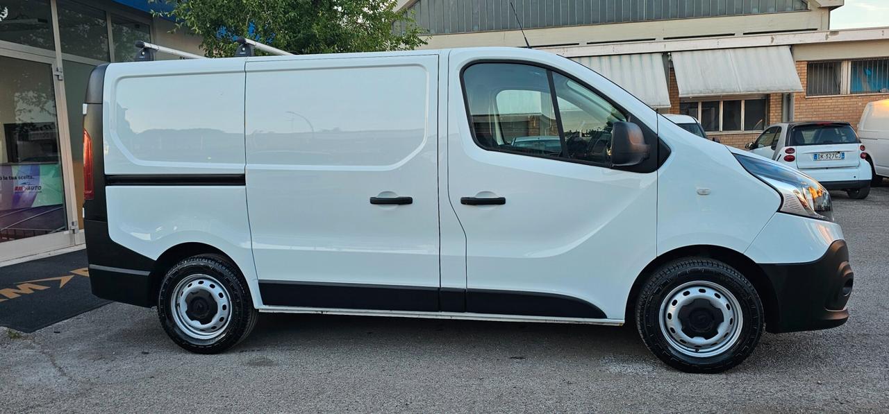 Renault Trafic 2.0 Tdci 120 Cv