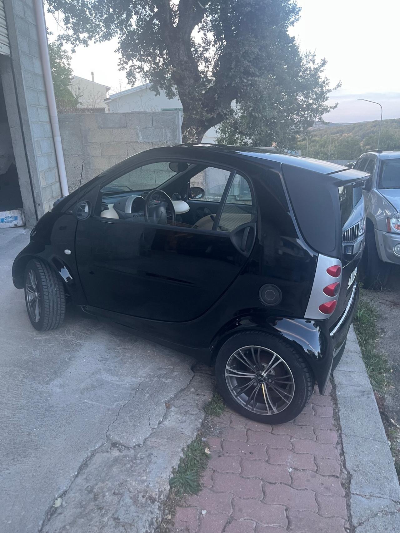Smart 600 limited edition