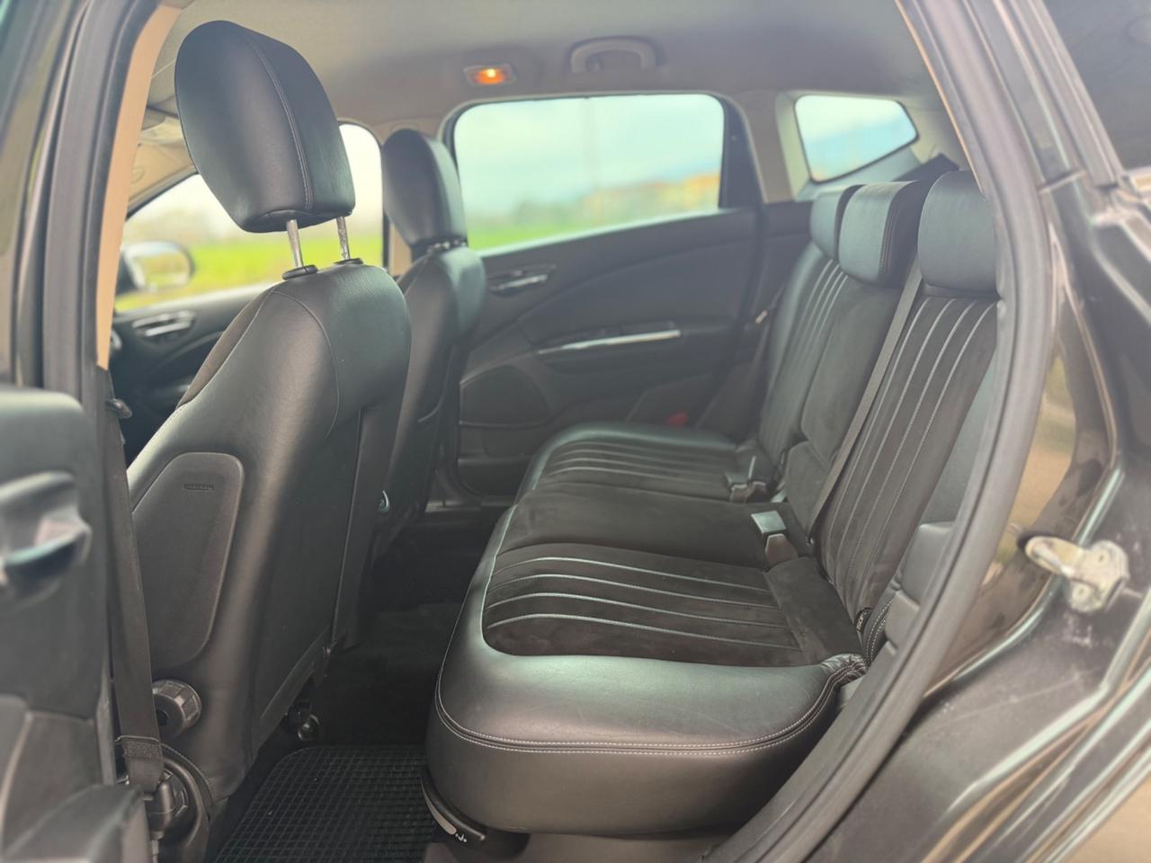 Lancia Delta 1.6 MJT DPF Gold