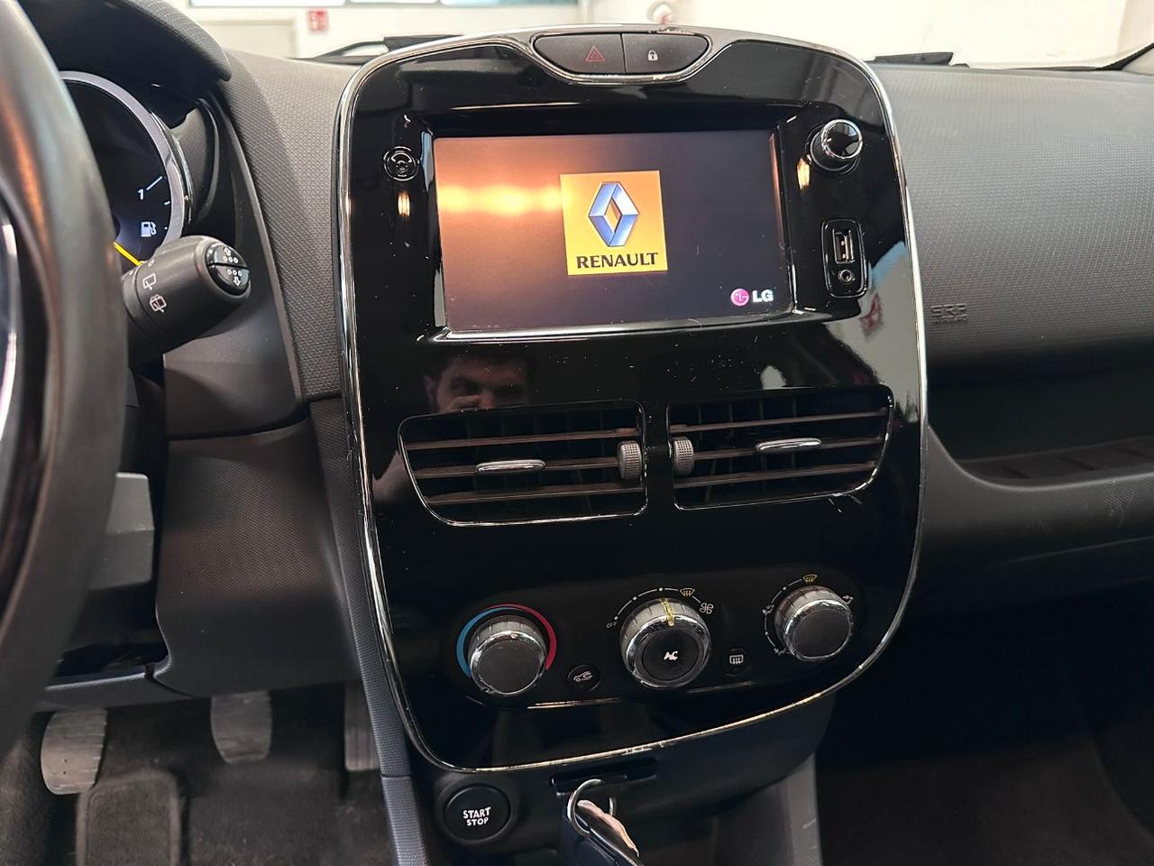 Renault Clio 5 Porte Clio 5p 1.2 Wave 75cv