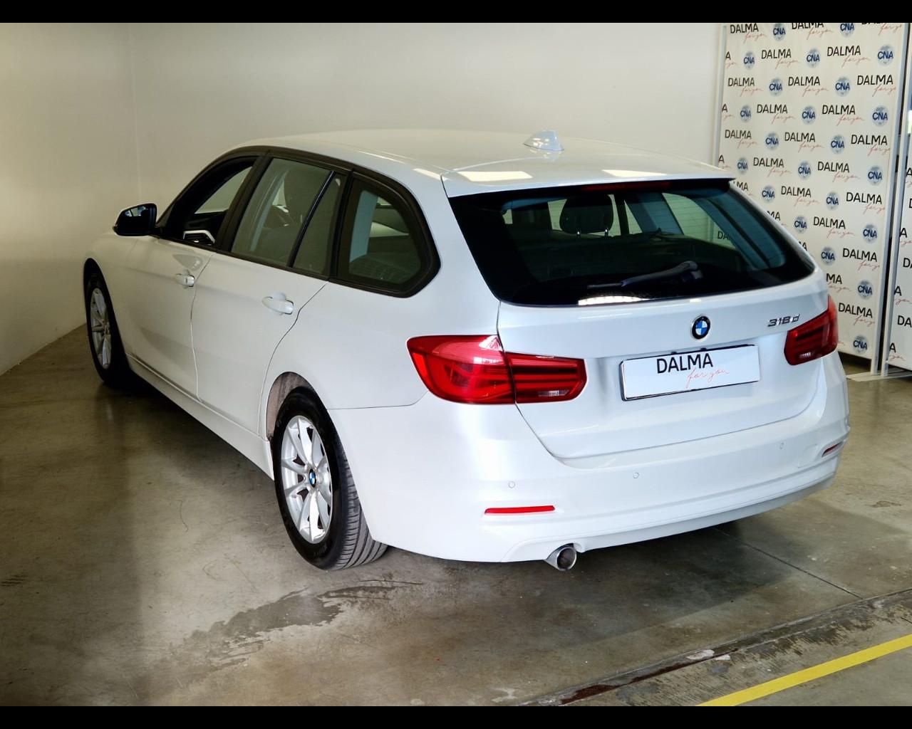 BMW Serie 3 F/30-31-34-80 - 318d Touring auto