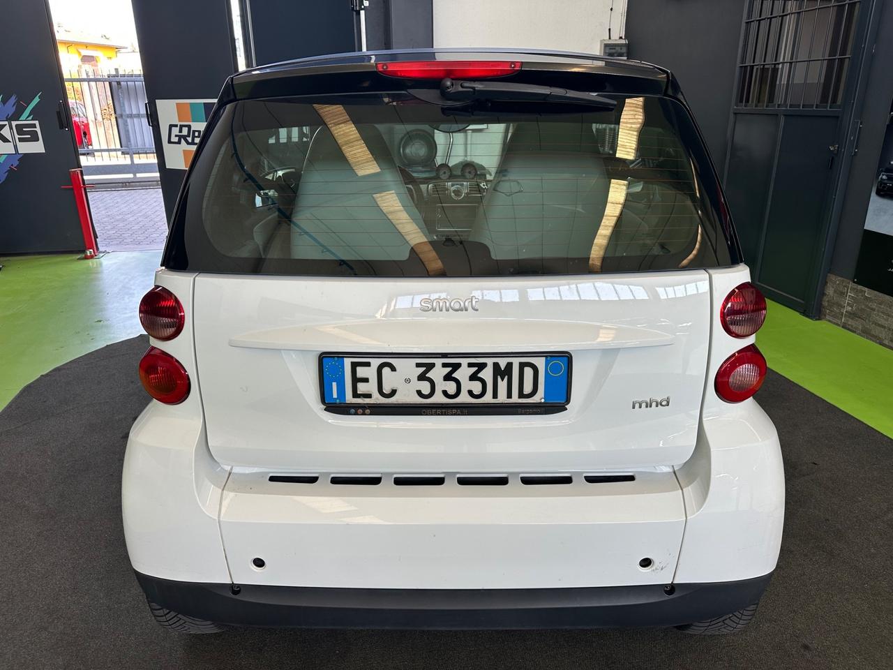 Smart ForTwo 1000 52 kW MHD NAVI-PELLE