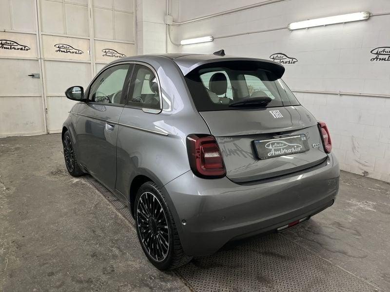 FIAT 500 500e Berlina 42 kWh La Prima TUA DA 149,00 EURO AL MESE