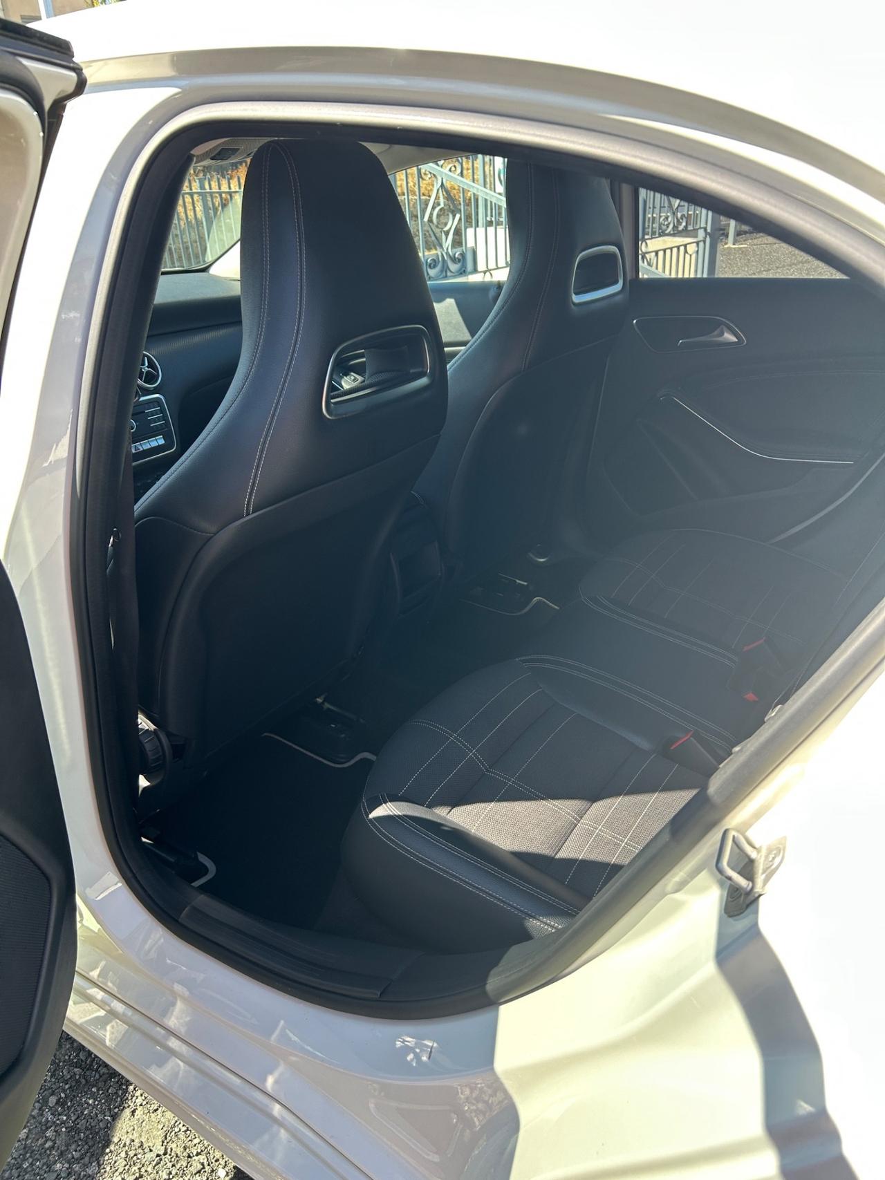 Mercedes-benz A 180 A 180 d Premium