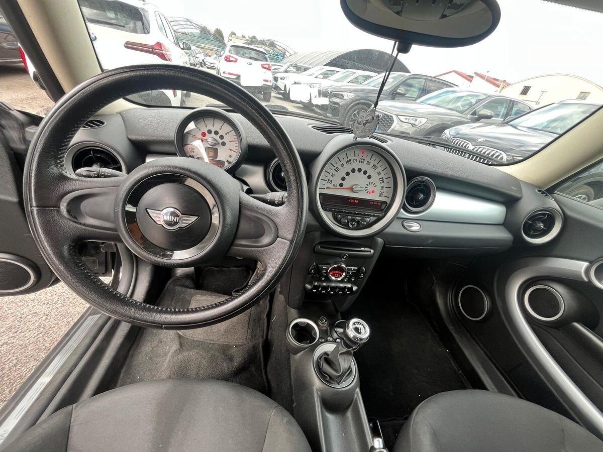 Mini 1.6 16V One (72kW)