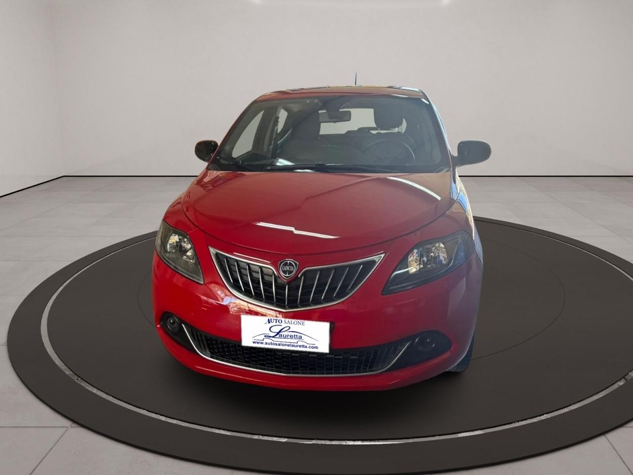 Lancia Ypsilon 1.0 FireFly 5 porte S&S Hybrid Ecochic Silver