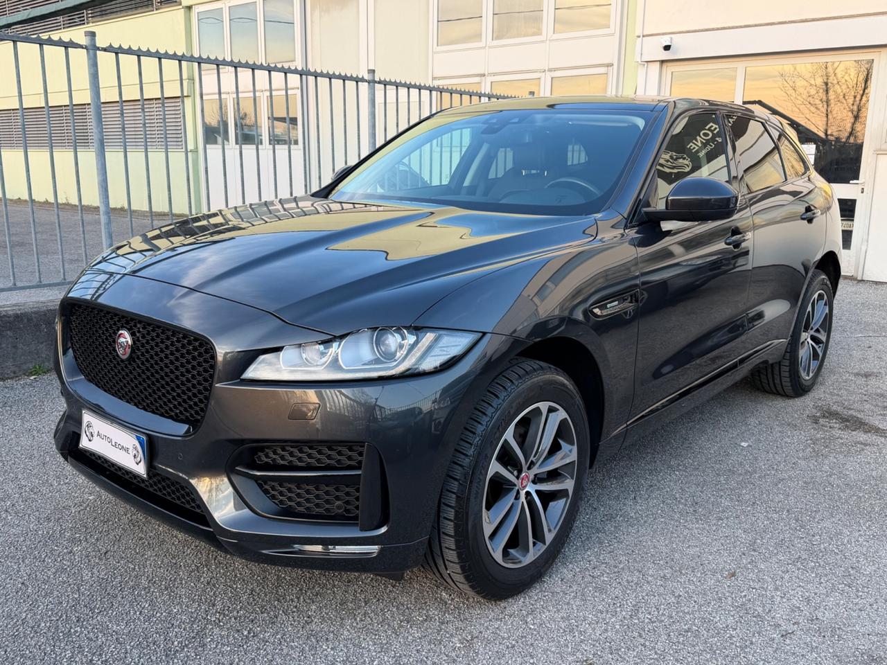 Jaguar F-Pace 2.0 D 180CV R-Sport BLACK EDITION 30 di 100