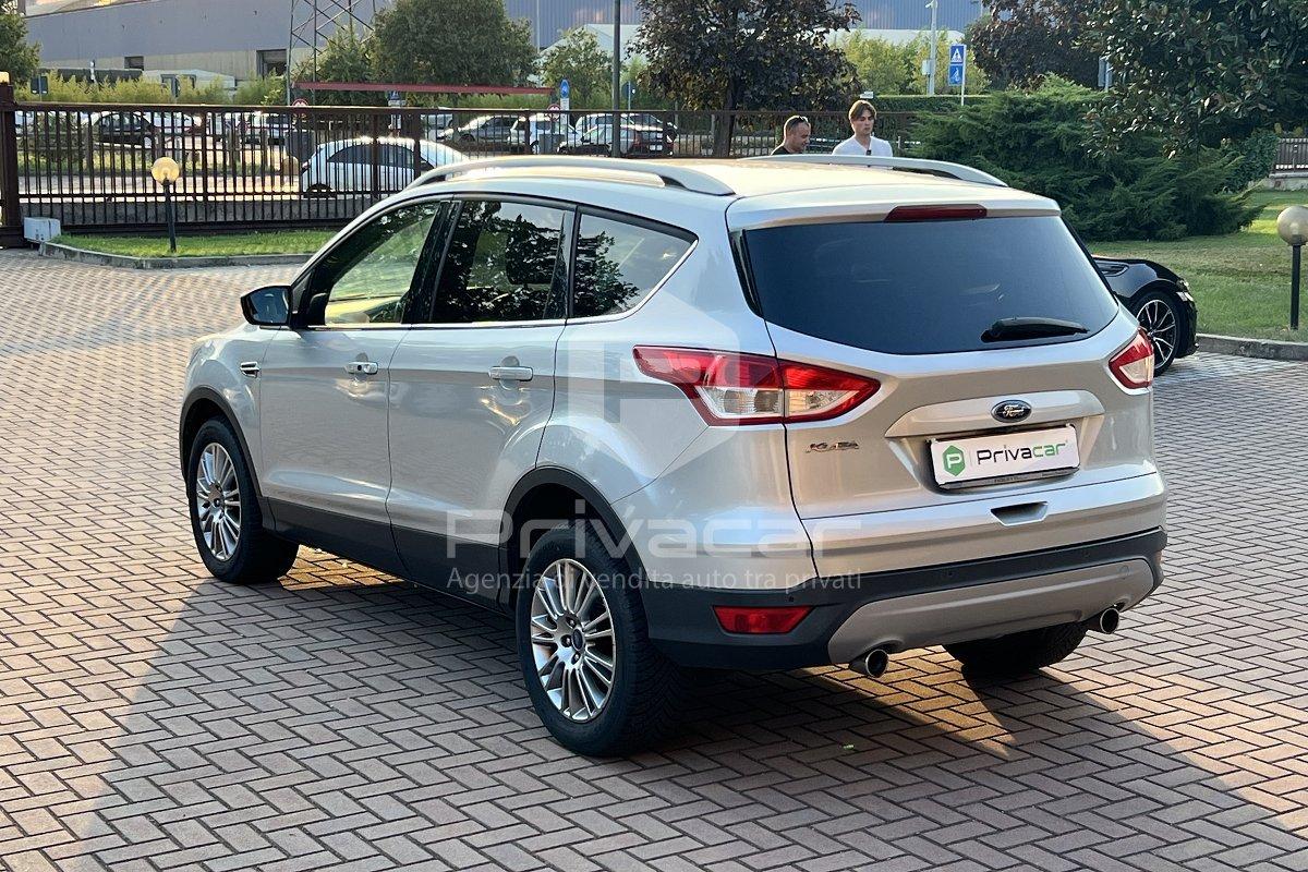 FORD Kuga 2.0 TDCI 140 CV 4WD Powershift Titanium