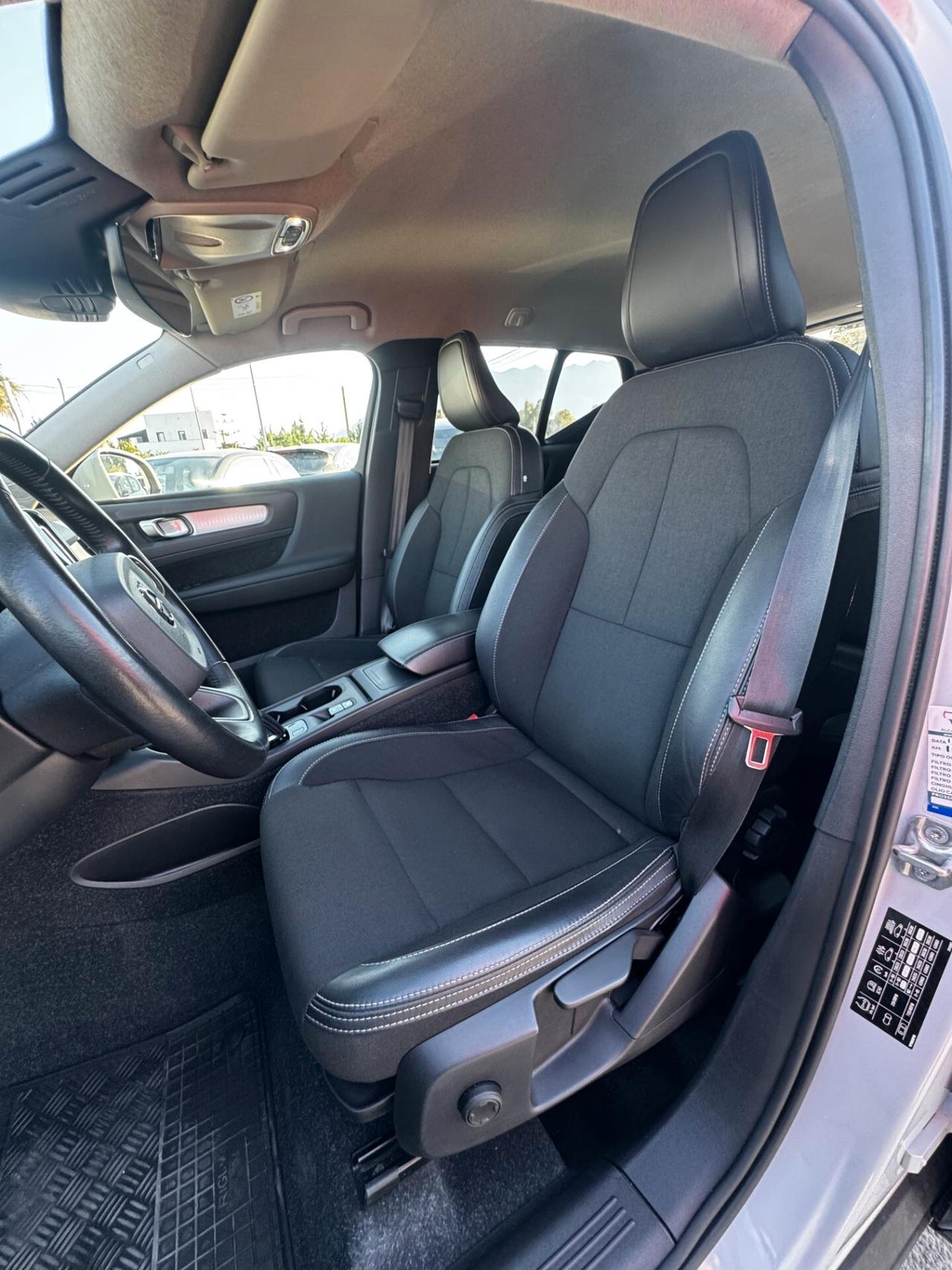 Volvo XC40 D3 AWD Momentum
