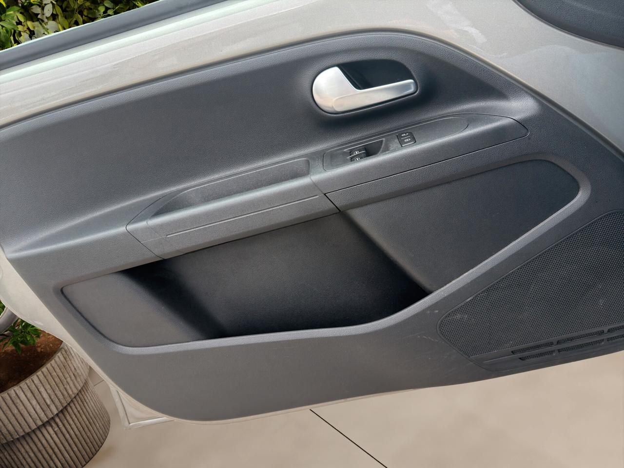 Volkswagen up! 1.0 5p. eco move BlueMotion Technology