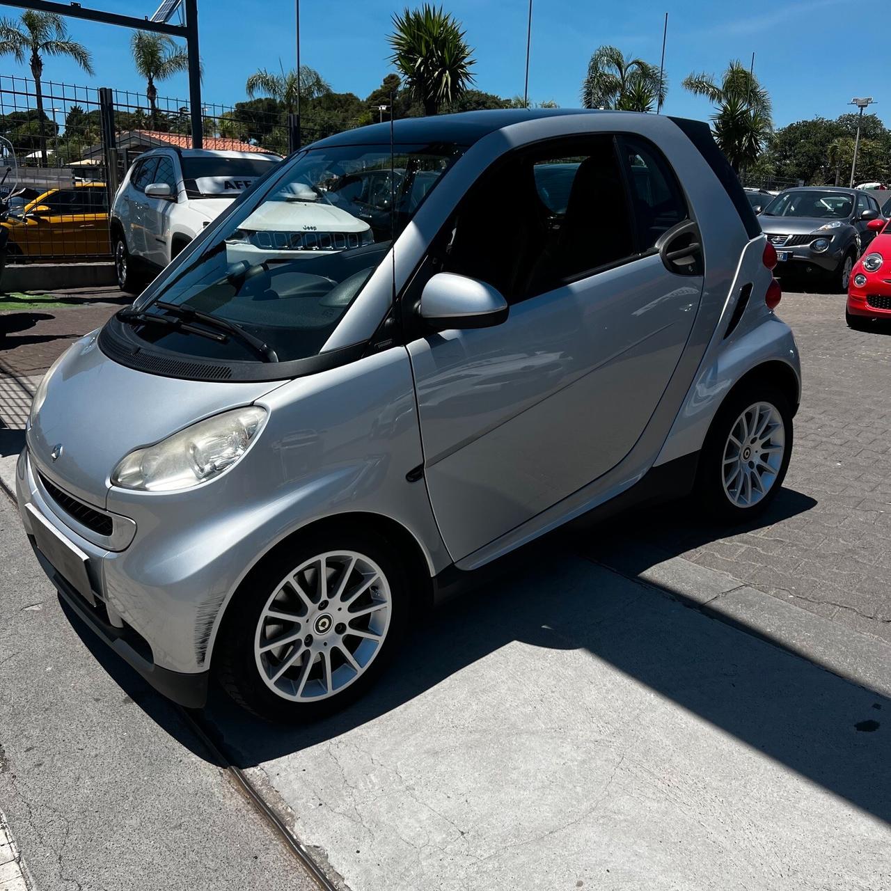 Smart ForTwo 1000 52 kW MHD coupé passion