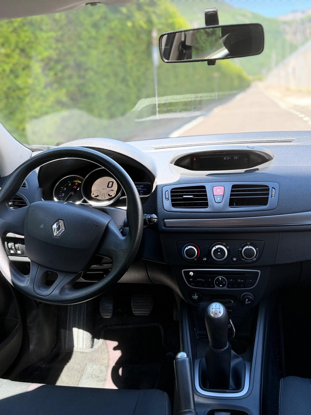 Renault Megane Mégane 1.5 dCi 90CV OK NEOPATENTATI