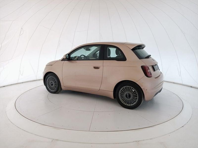 FIAT 500e 42 kWh Icon +