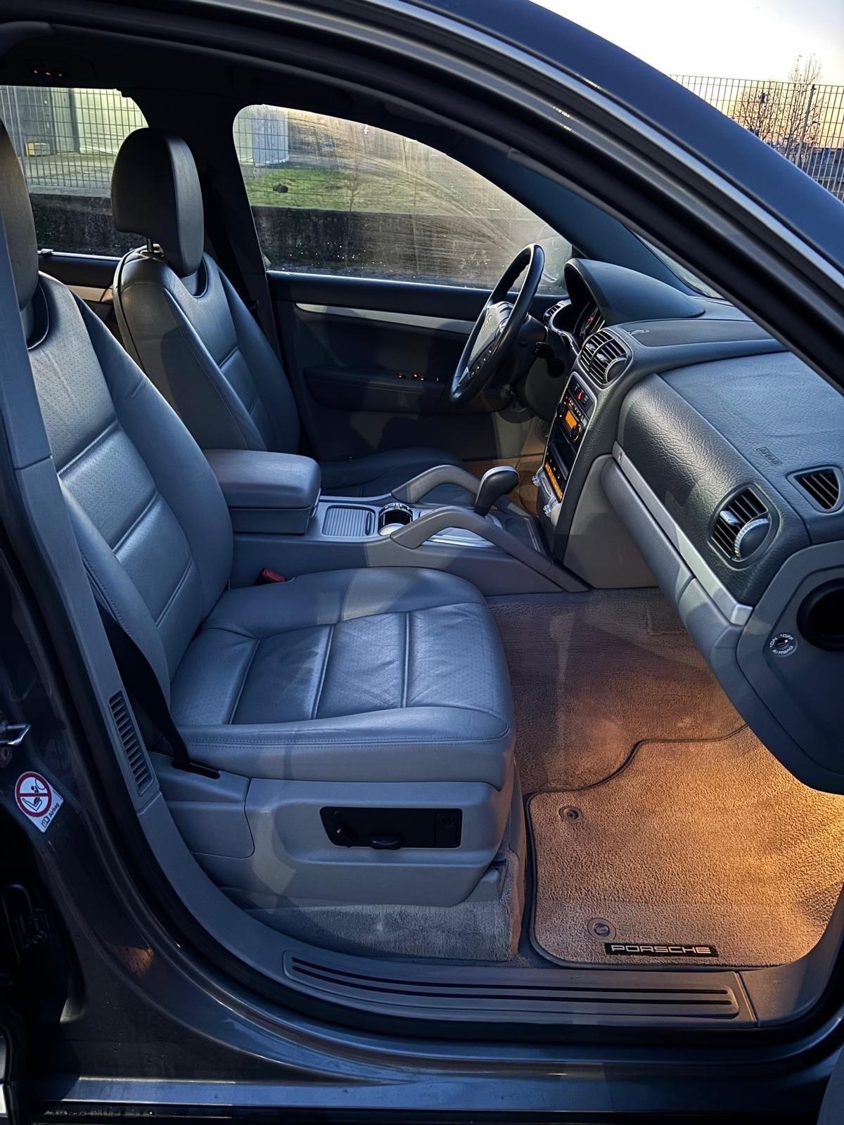 Porsche Cayenne 3.2 V6 cat GARANZIA