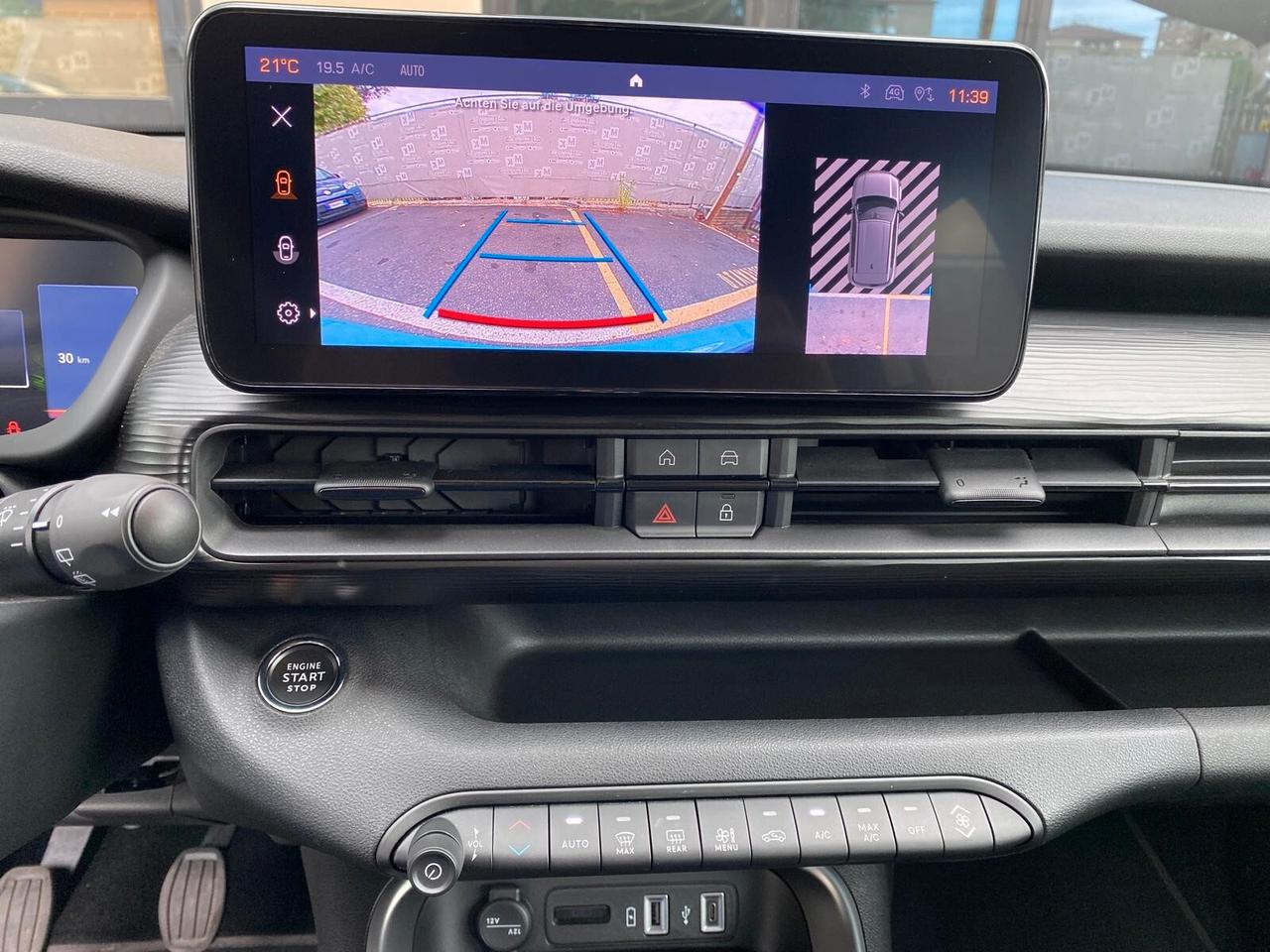 Jeep Avenger e-hybrid mhev SUMMIT- LED-CAMERA-JBL-P.CONSEGNA