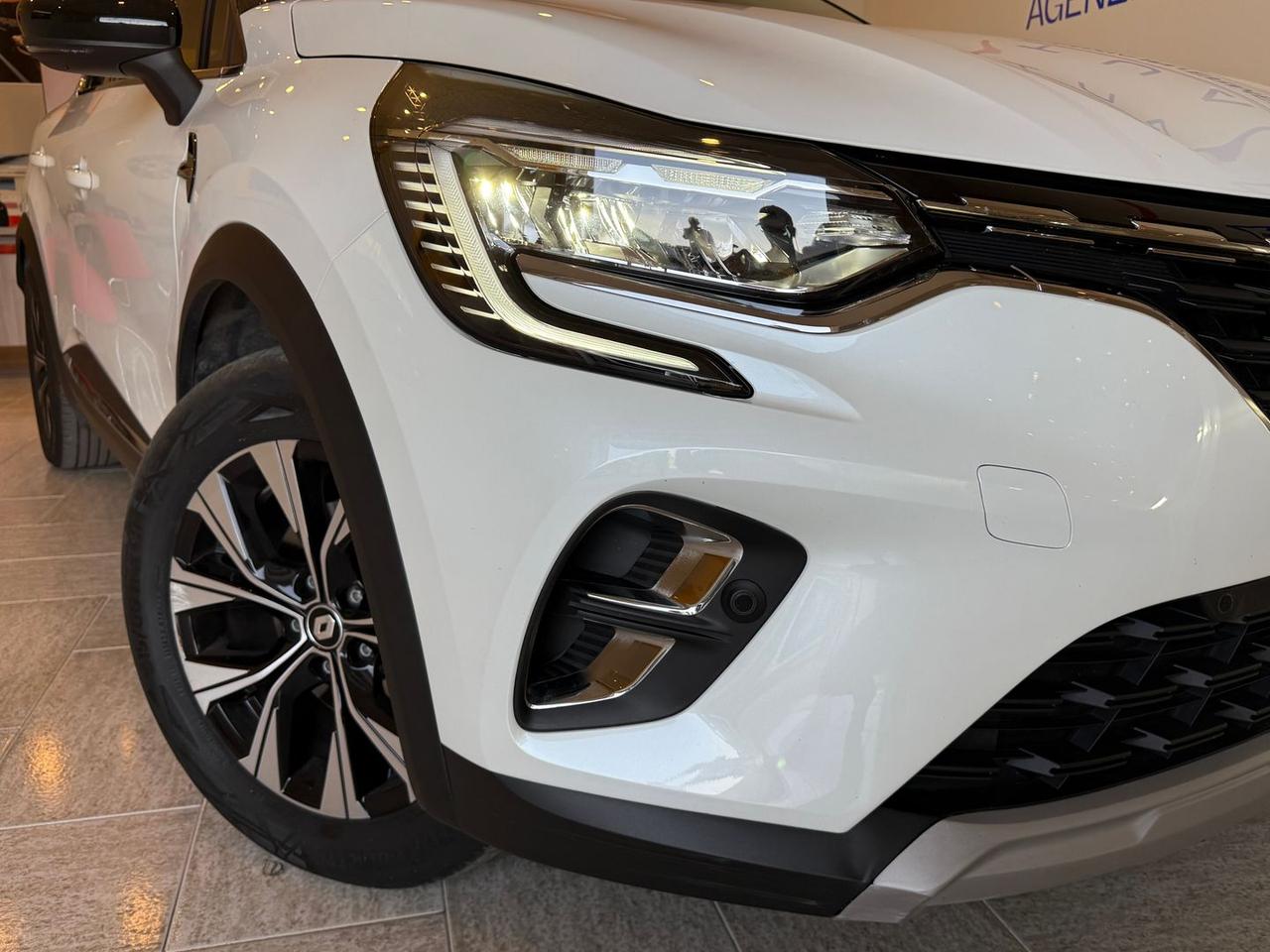Renault Captur E-TECH 145 HEV Techno #6627