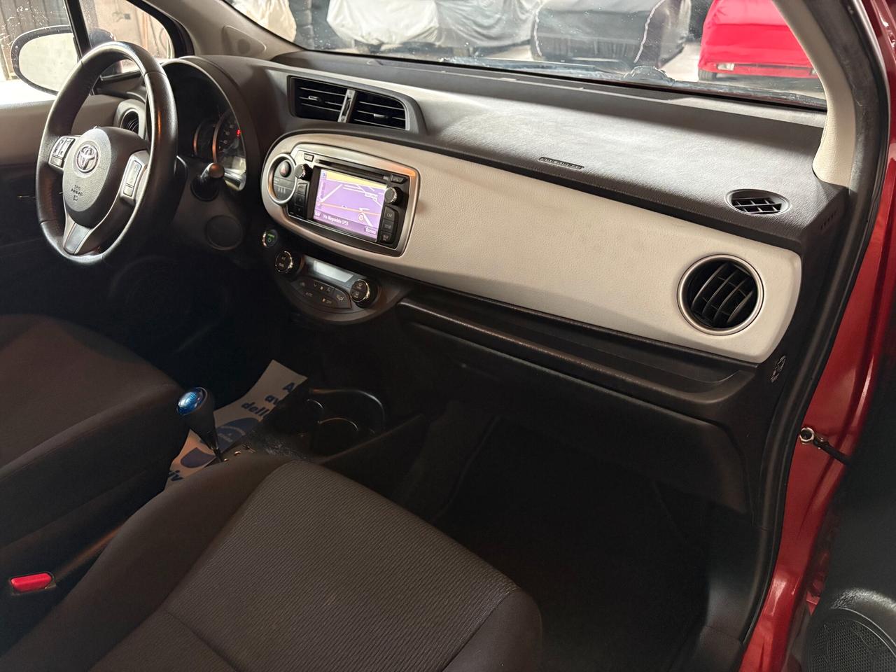 Toyota Yaris III 5 Porte 1.5h Hybrid Telecamera Clima Automatico