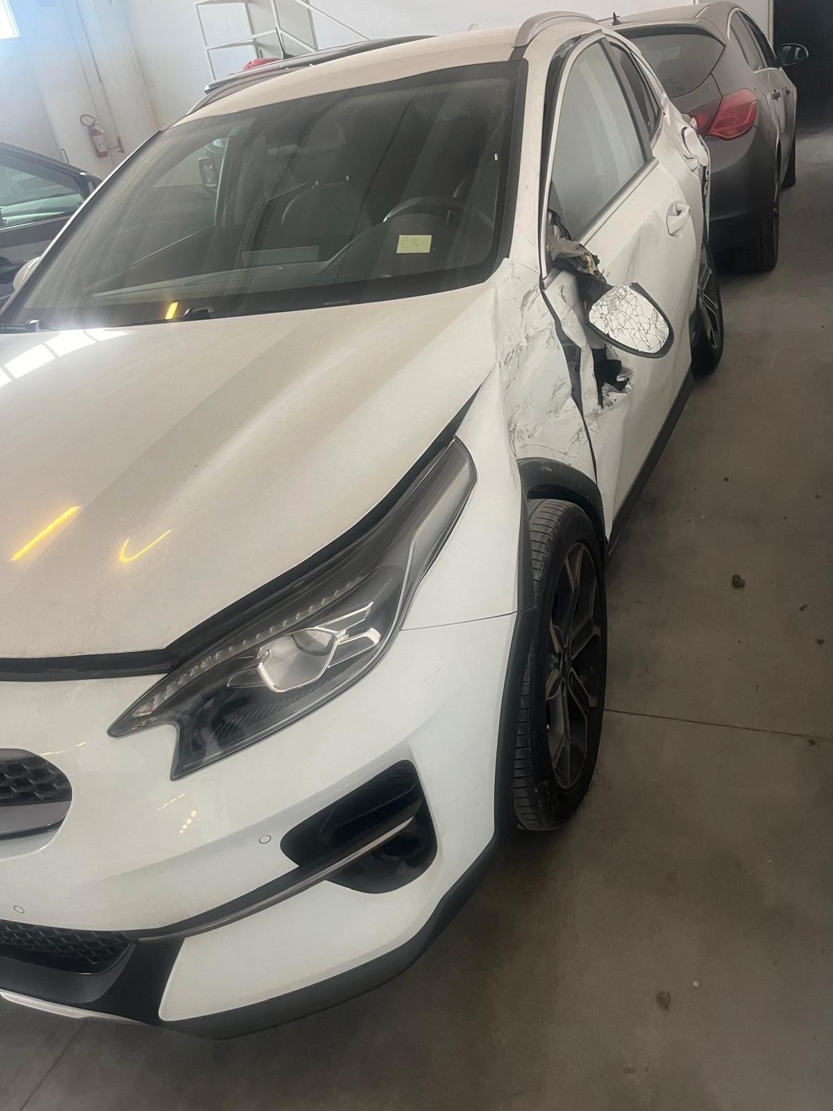 Kia XCeed 1.6 CRDi 136 CV MHEV iMT High Tech