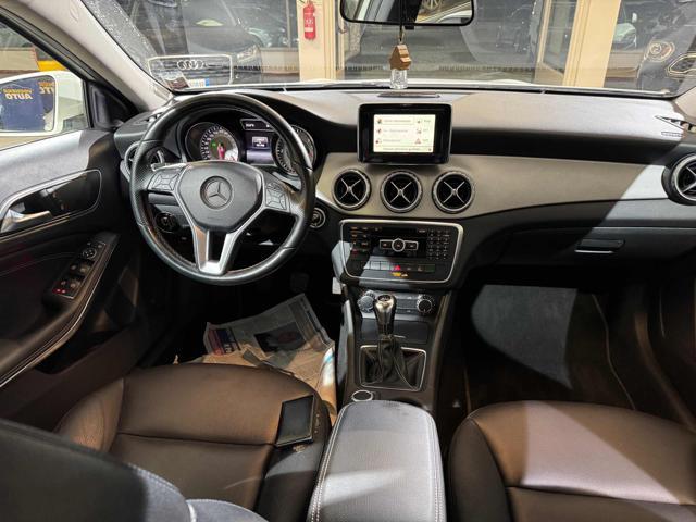 MERCEDES-BENZ GLA 200 CDI Sport