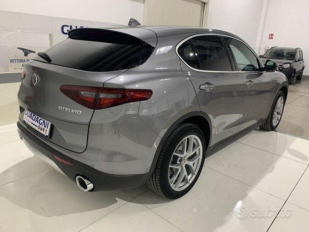 Alfa Romeo Stelvio 2.2 TD 210CV AT8 Q4 EXECUTIVE