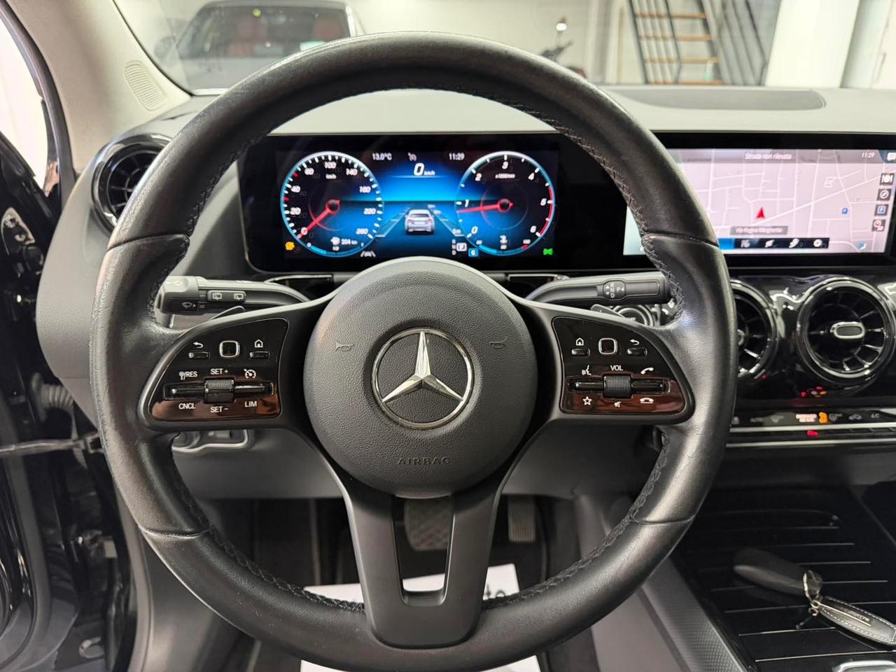 Mercedes-benz GLA 180 d Automatic Business Extra 2022
