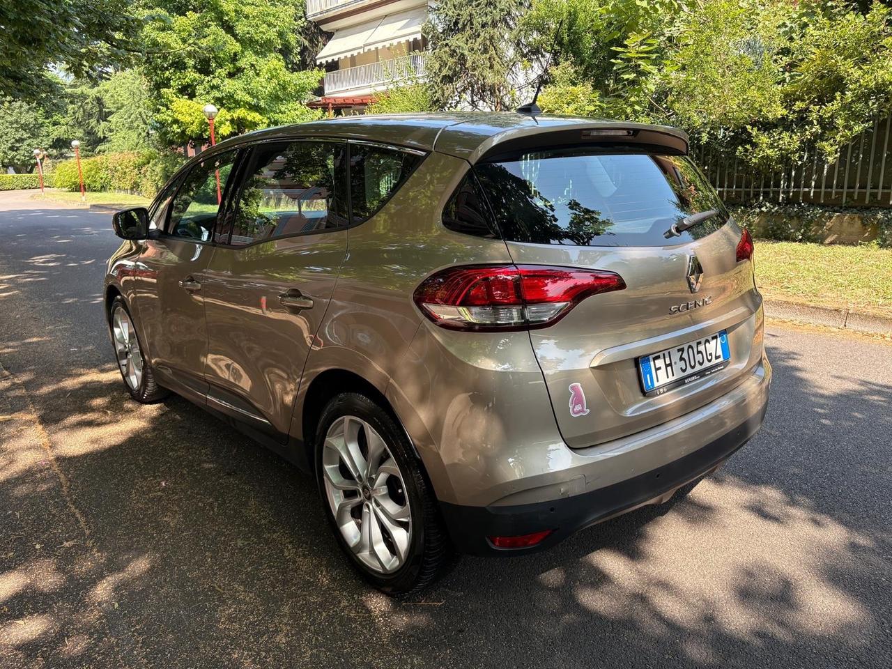 Renault Scenic Scénic dCi 8V 110 CV Energy Sport Edition2