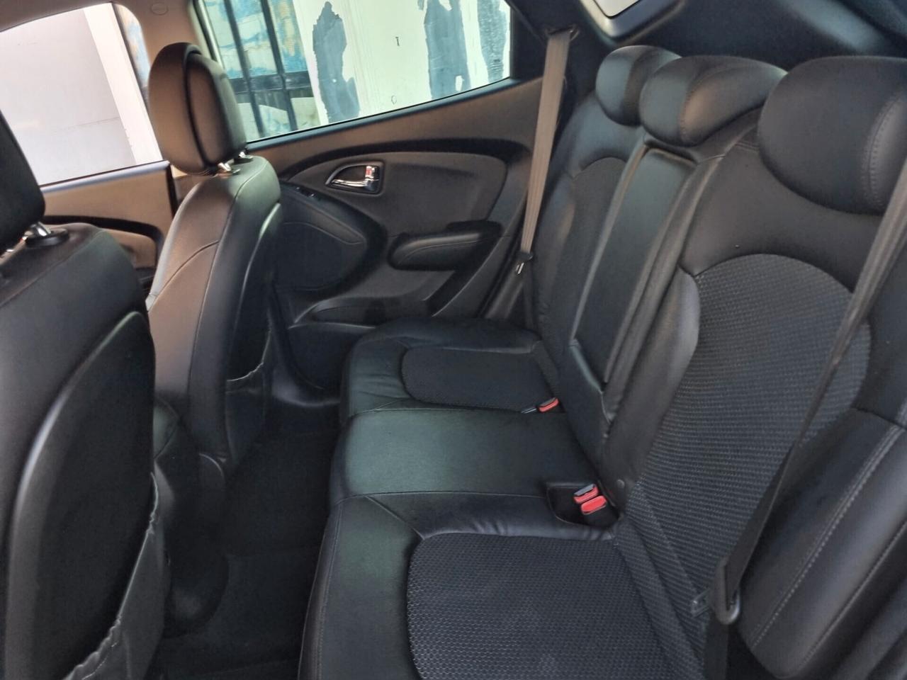 Hyundai iX35 1.7 CRDi 2WD Xpossible