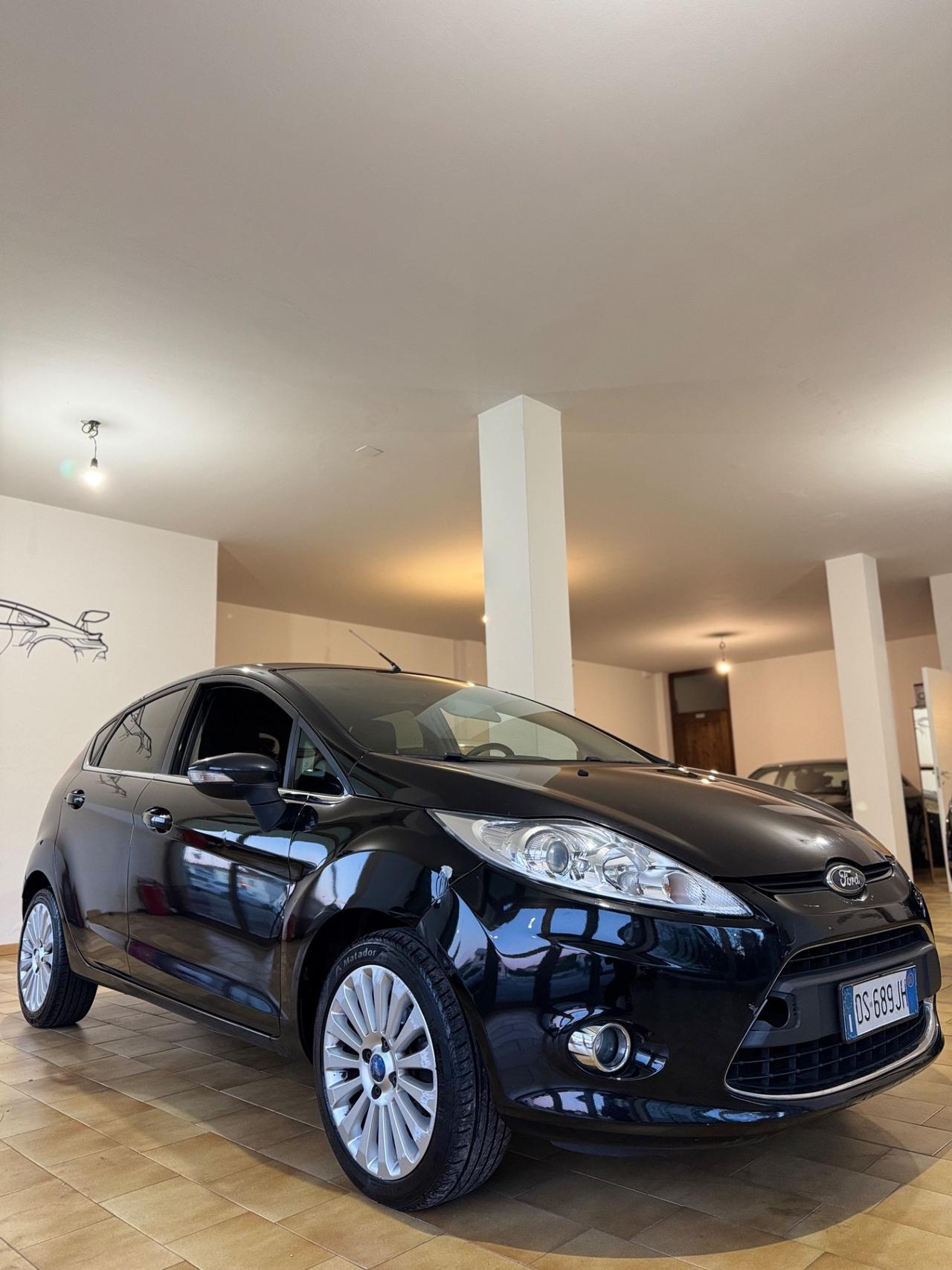 Ford Fiesta Fiesta+ 1.4 TDCi 68CV 5 porte