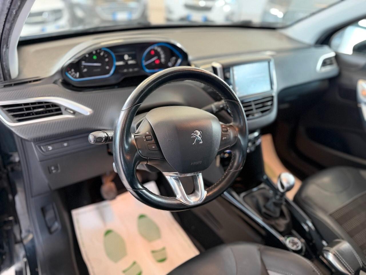 Peugeot 2008 BlueHDi 120 S&S Allure