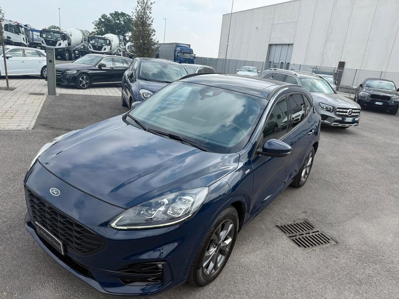 Ford Kuga 2.5 Full Hybrid 190 CV CVT 2WD ST-Line