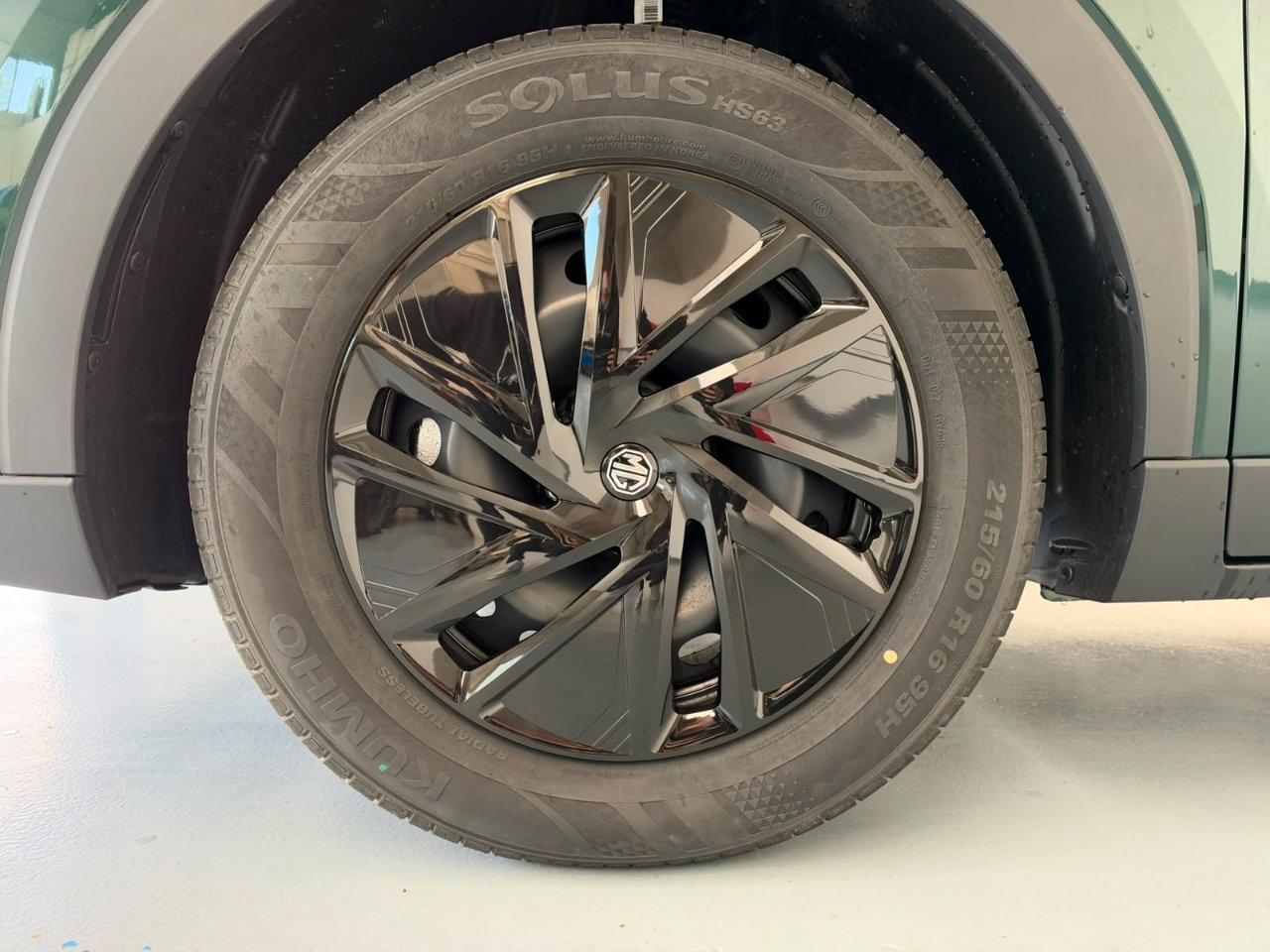 Mg ZS 1.5 hybrid+ Standard auto