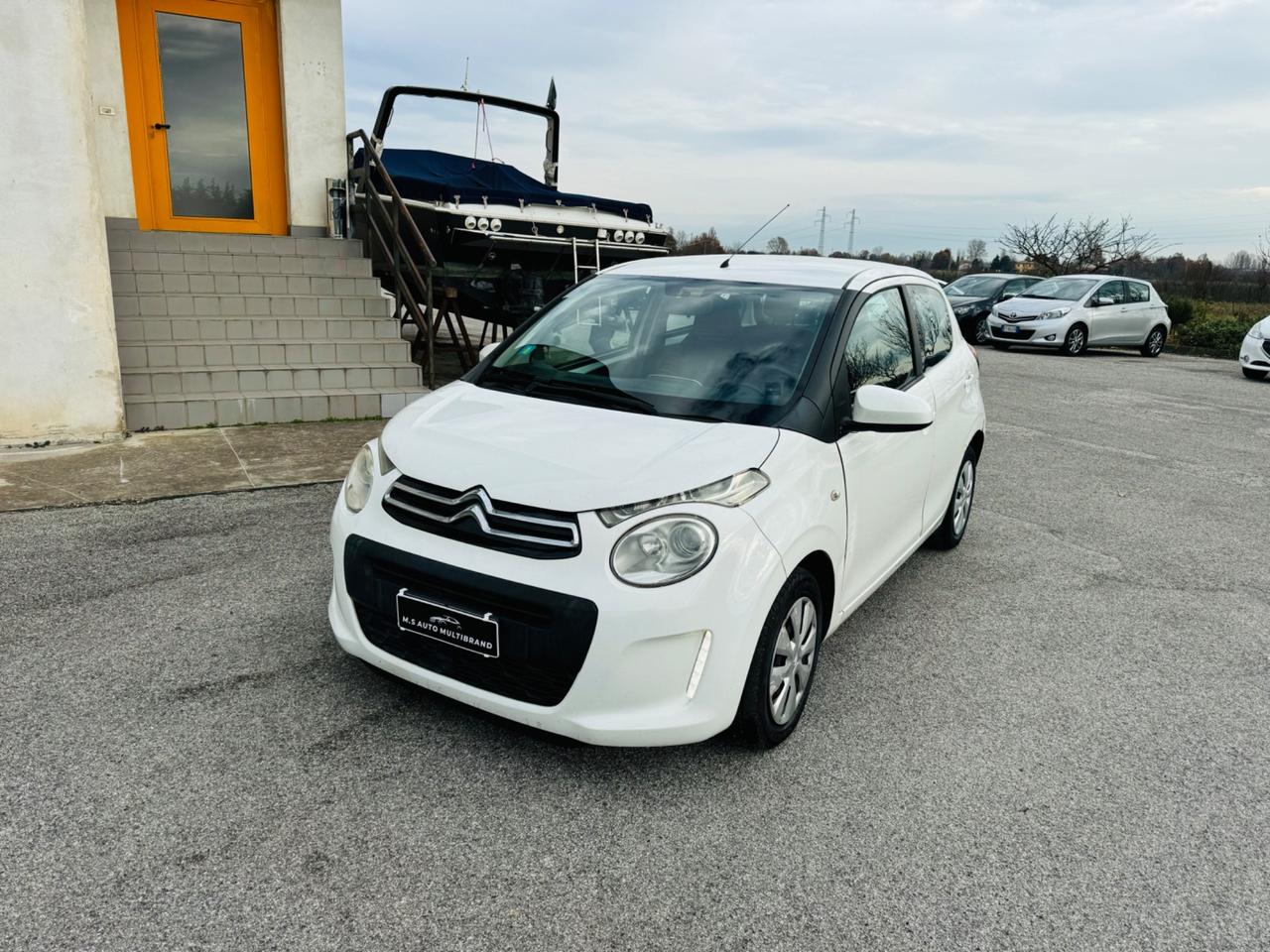 Citroen C1 1.0 benzina 2016 neo patentati garanzia 12 mesi